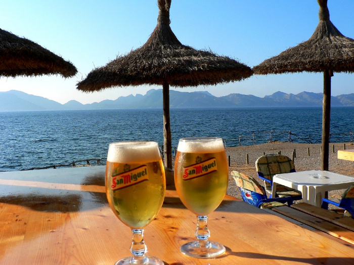 - iss ja schliesslich nicht Hawaii, gibt also doch ein Bier hier